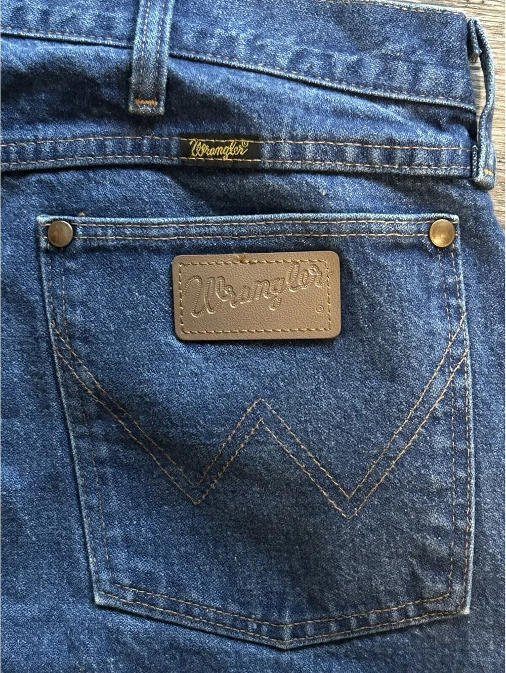 VTG Wrangler Jeans Mens 42x32 Dark Blue Denim Western Cowboy Cut Rodeo 13MWZPW